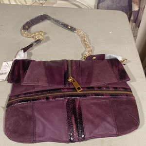 Brand new STEVE MADDEN beautiful suede and leather shoulder bag in burgu…